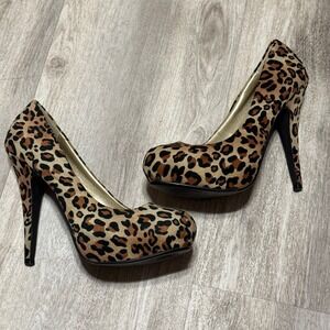 Leopard print size 6 high heels. 5‎ inch heels
